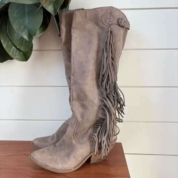 Carlos Santana Lever Doe Fringe Boots Gray Suede Western Cowgirl Festive 9.5 M - Picture 3 of 12
